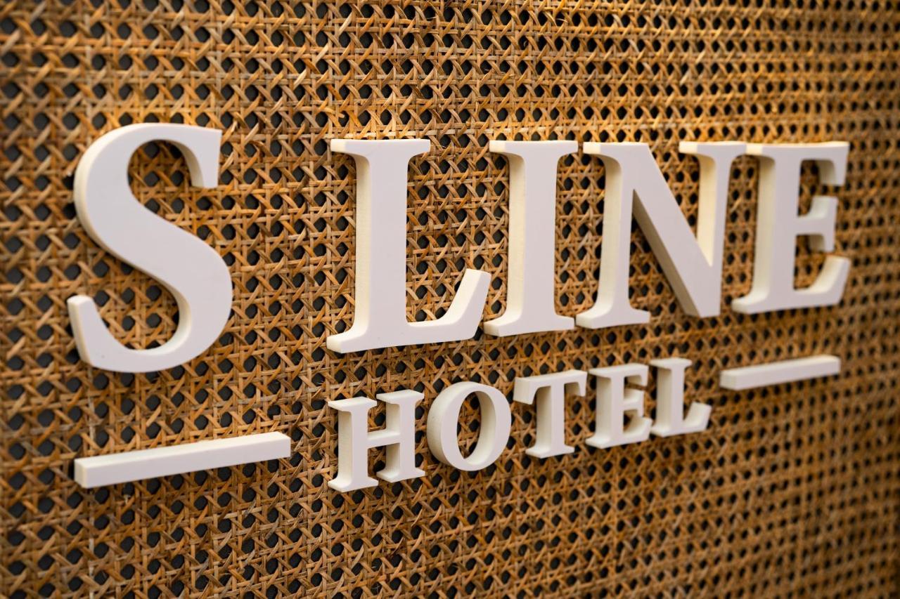 Sline Hotel Hue Exterior foto